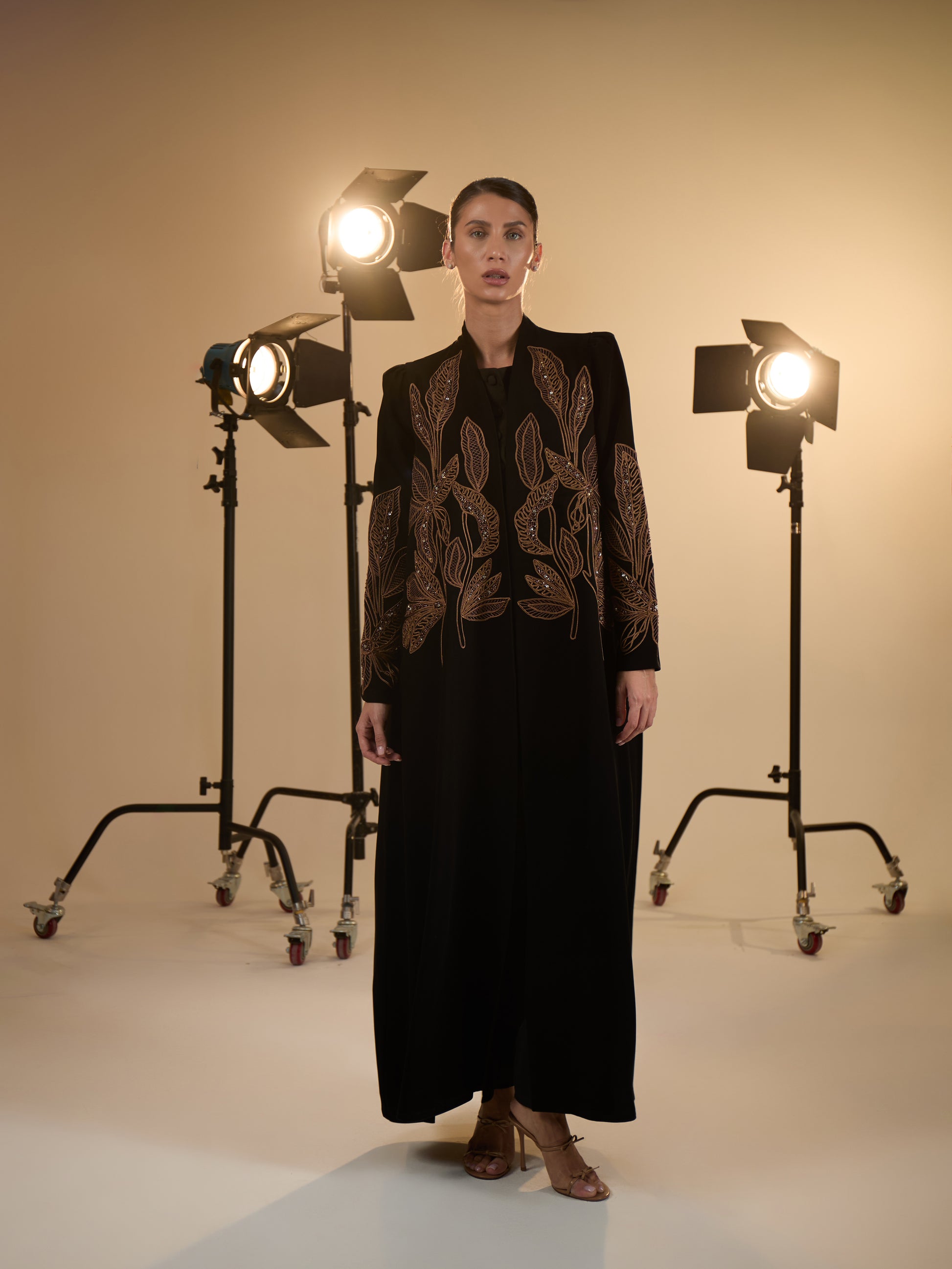 BROWN GENTLE ABAYA