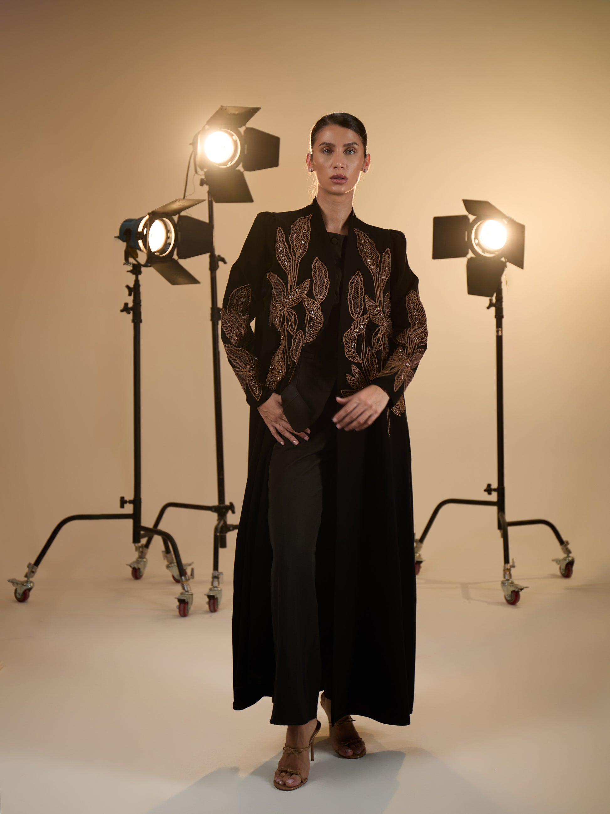 BROWN GENTLE ABAYA