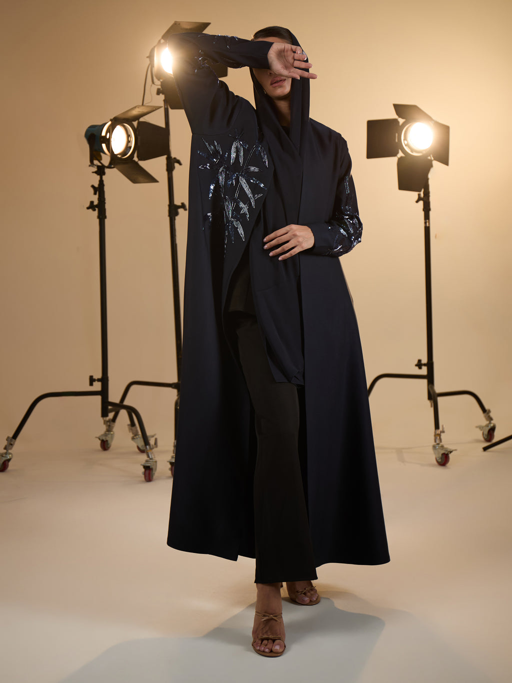 PALM TREE ABAYA