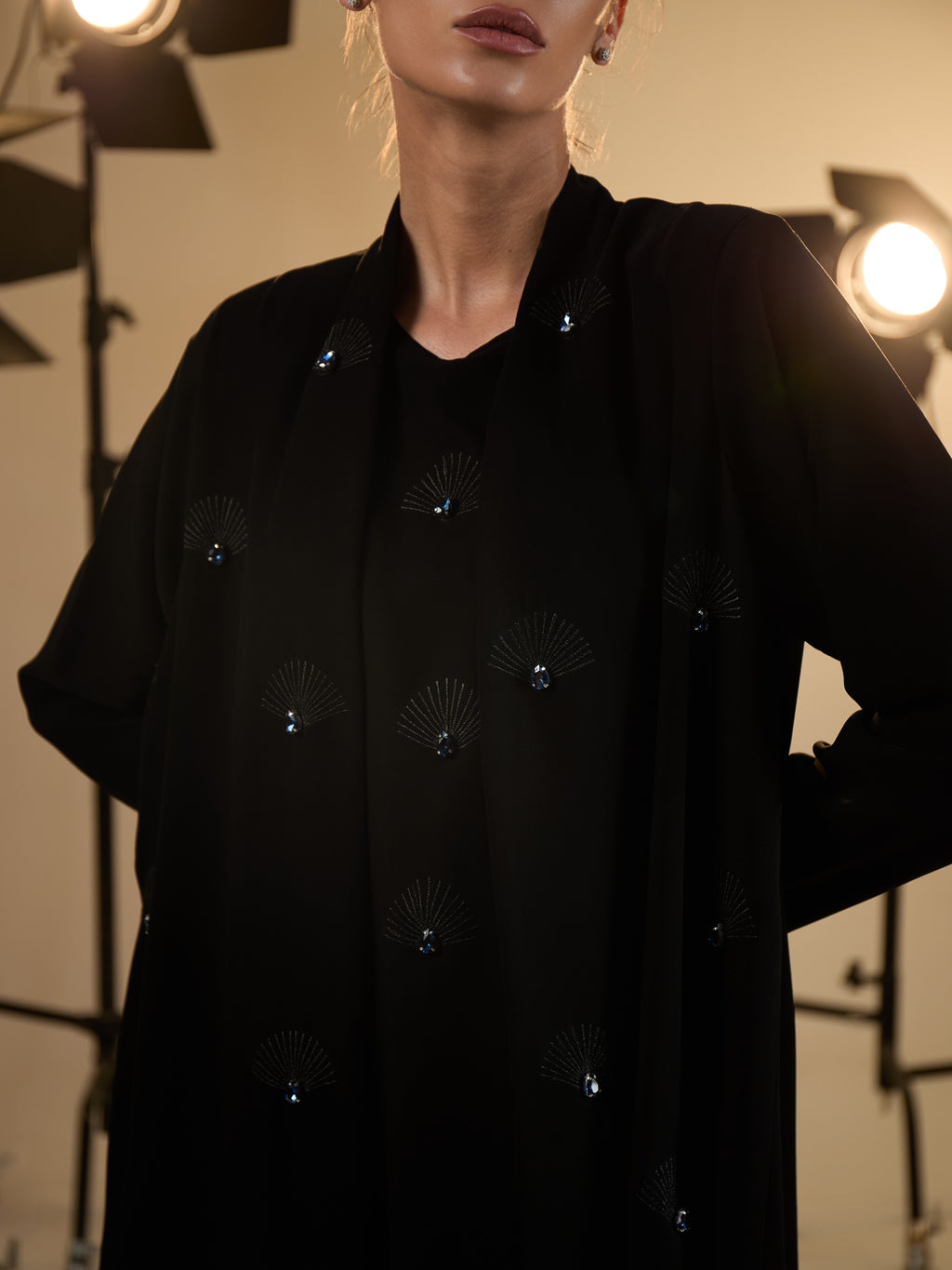 SHINNING STONES ABAYA