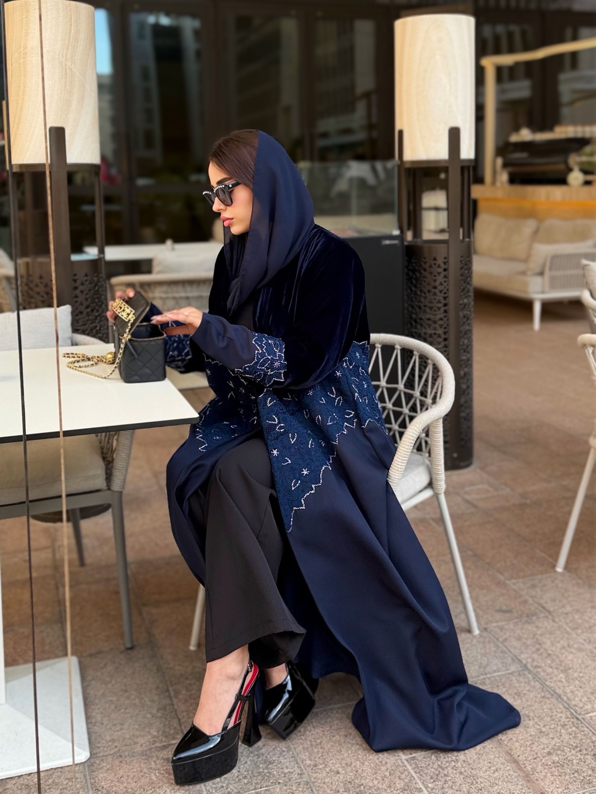 dantiel abaya