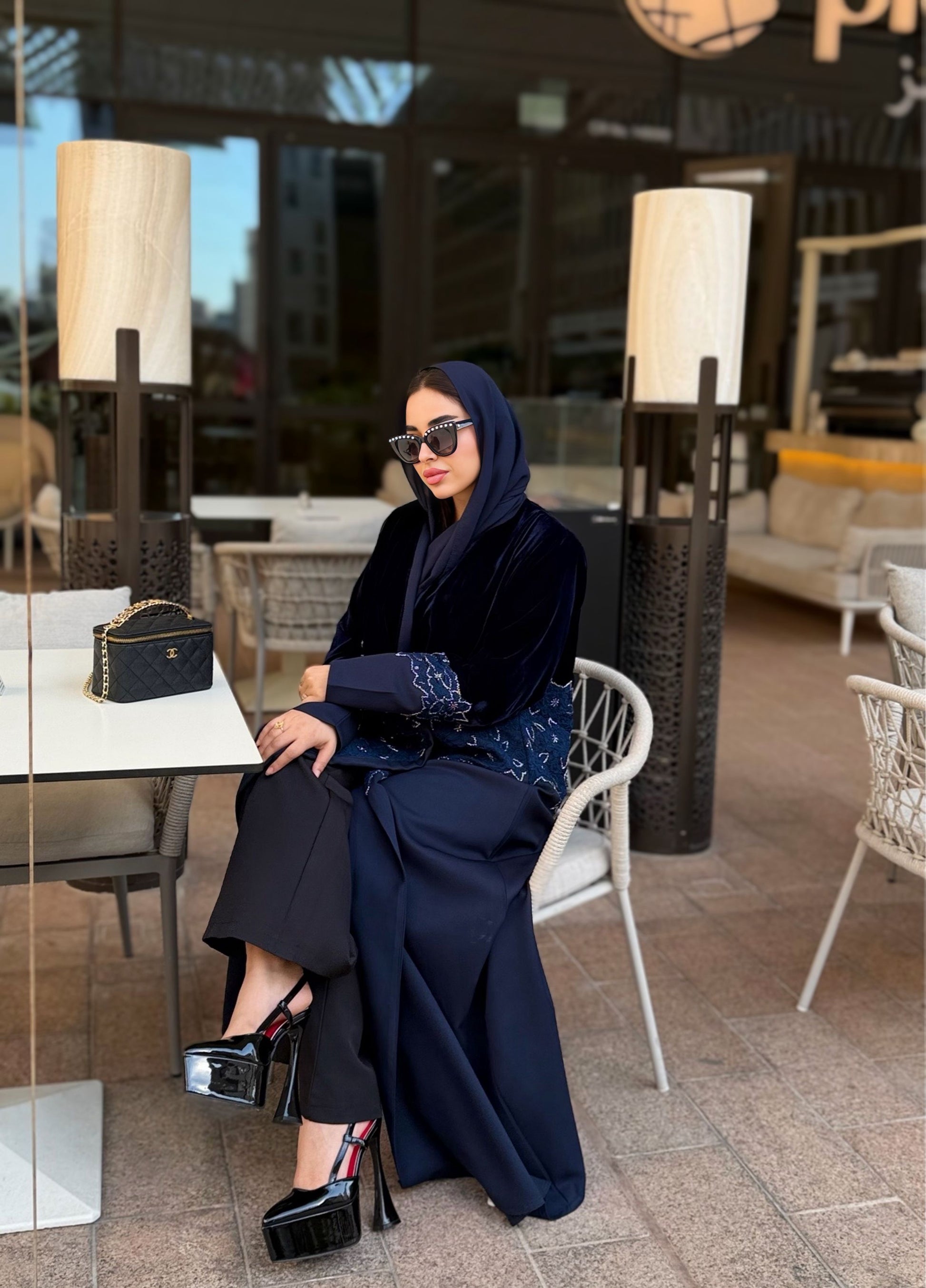 dantiel abaya