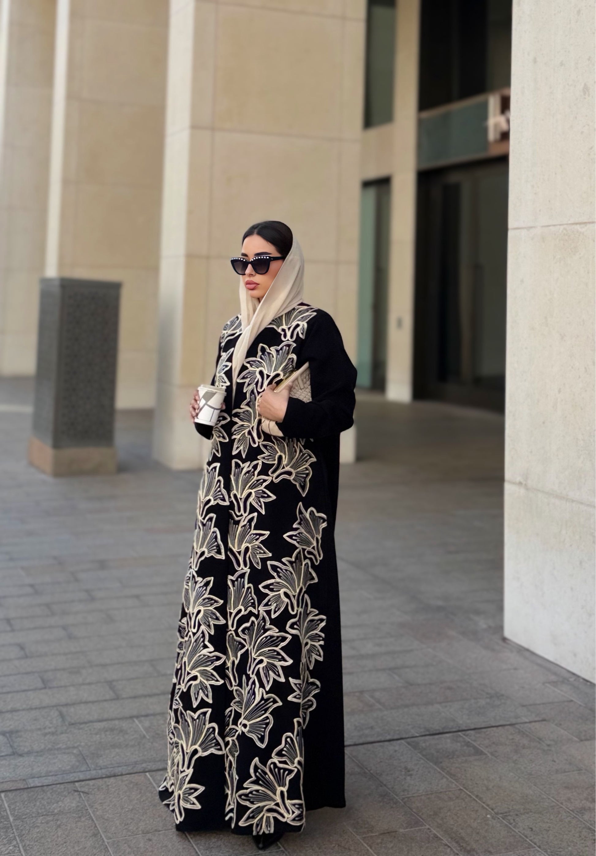 embordery abaya