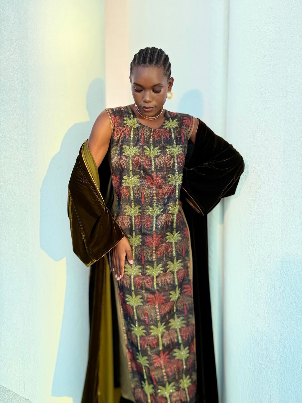 palm dress ,bisht