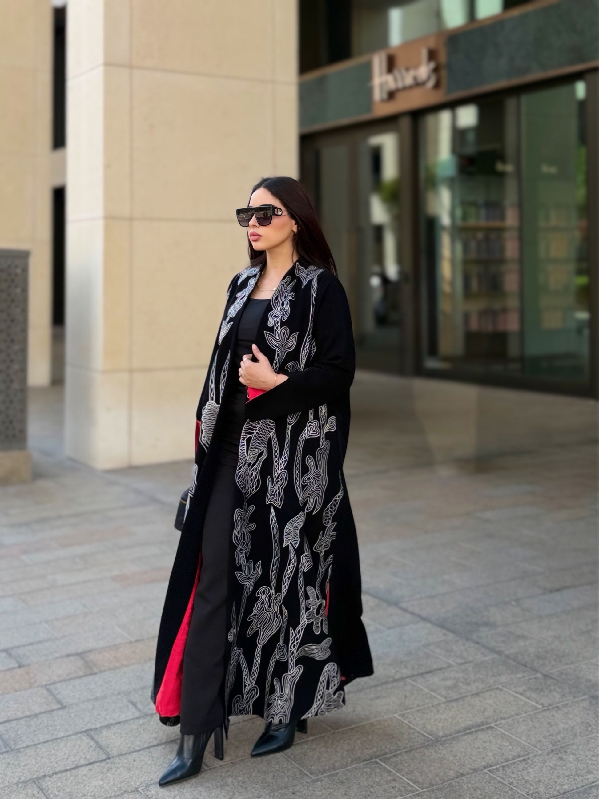 queen abaya
